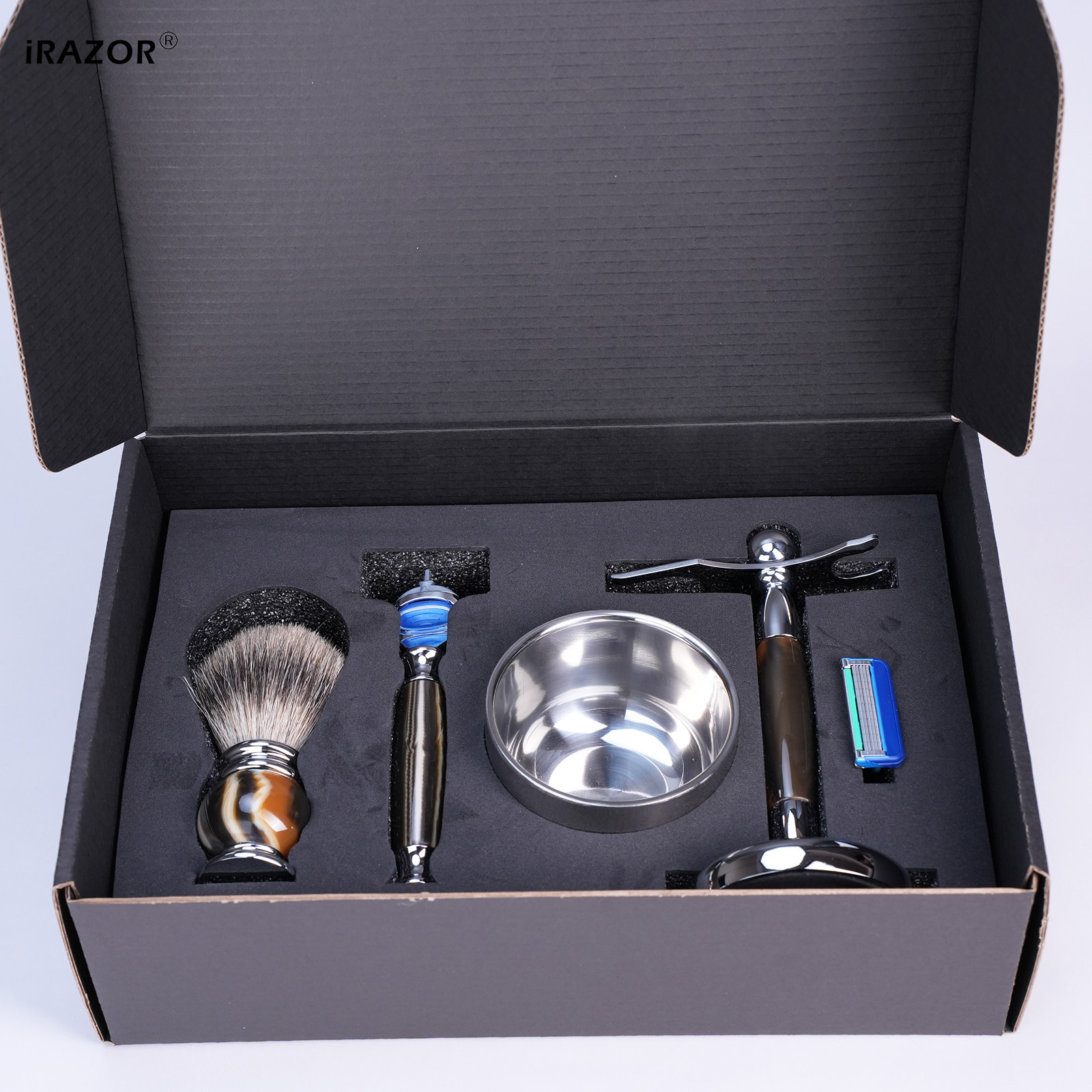 iRAZOR Luxury 5-Blade F5 Fusio - Shaving Brush Set recensione e prezzo