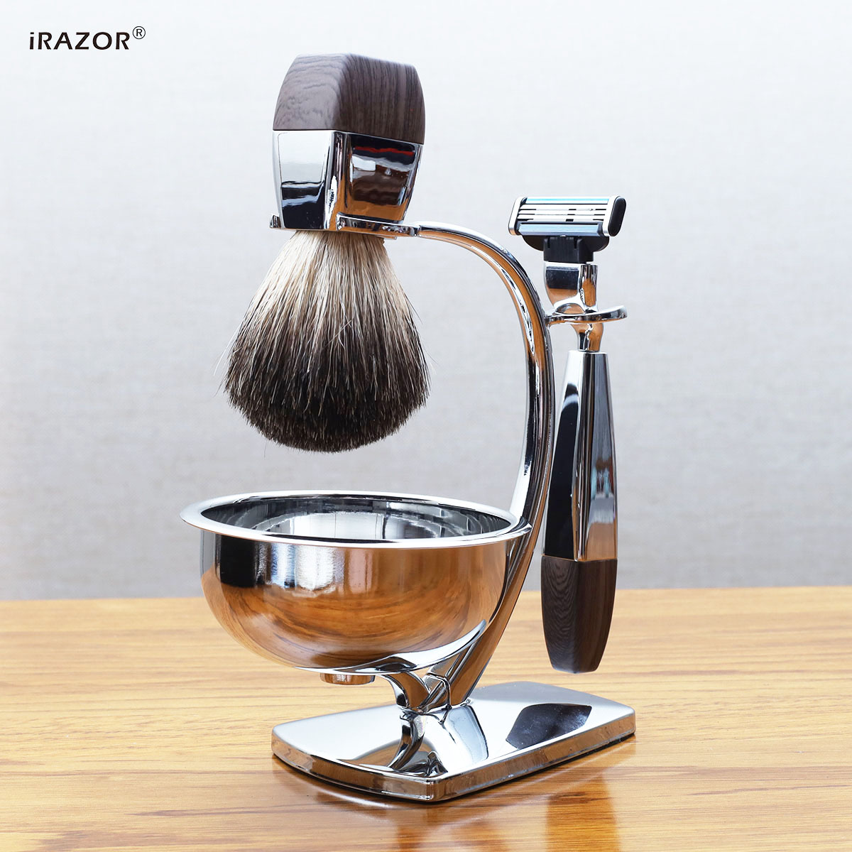 iRAZOR Professional Wet Shavin - Shaving Brush Set recensione e prezzo